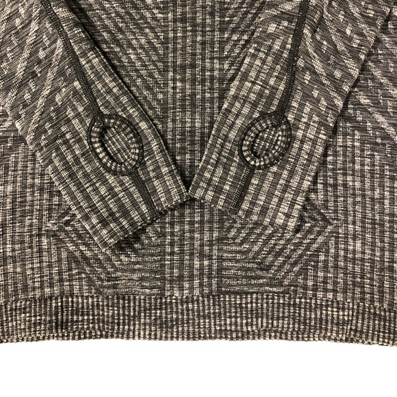 Lululemon Rest Less Pullover - Size 6, HB - Picture 2 of 6